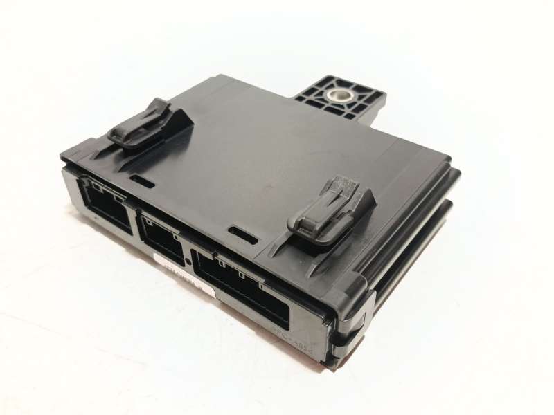 Recambio de modulo electronico para mazda mazda 3 sedan 2.5 e-skyactiv-g referencia OEM IAM BHPD675L0 4