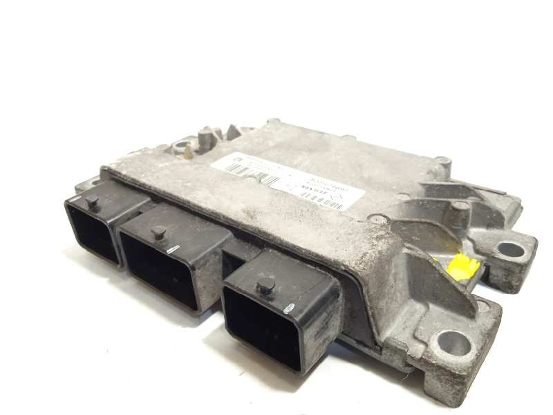 CENTRALITA MOTOR UCE 8201076690 S120200117 8200700695