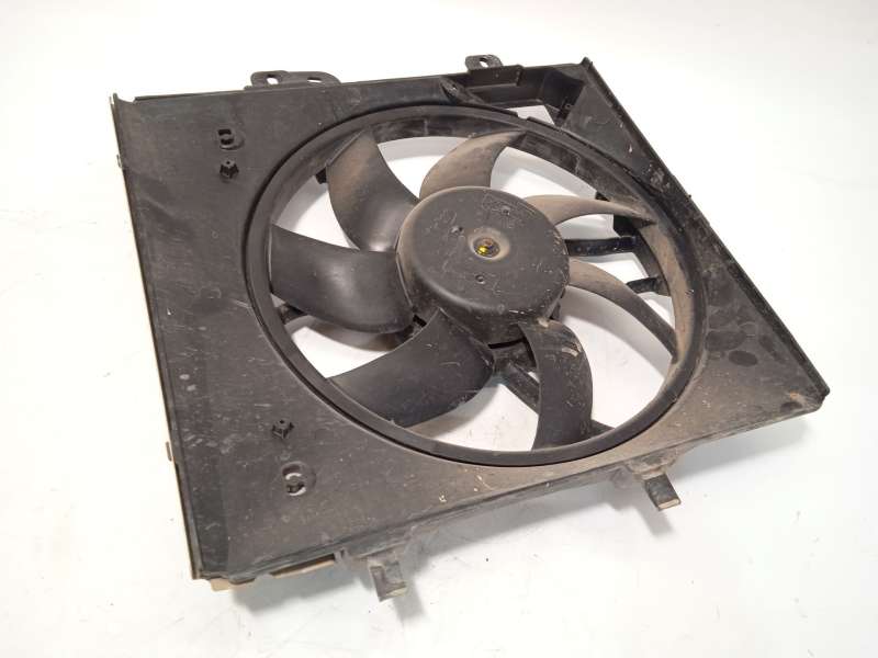 Recambio de electroventilador para citroën c4 cactus feel referencia OEM IAM 9812028580 - Rojo 2