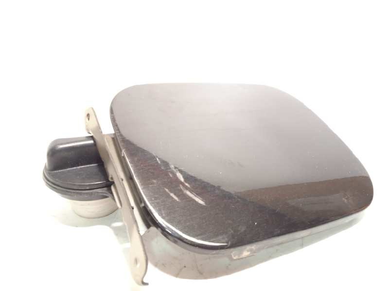 TAPA EXTERIOR COMBUSTIBLE G88304EAMD G88304EAAA