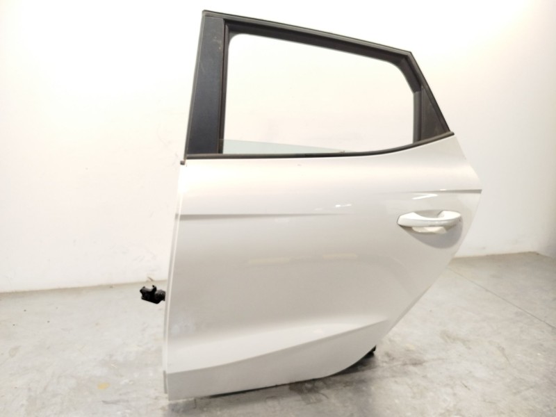 PUERTA TRASERA IZQUIERDA 6F0833051E 