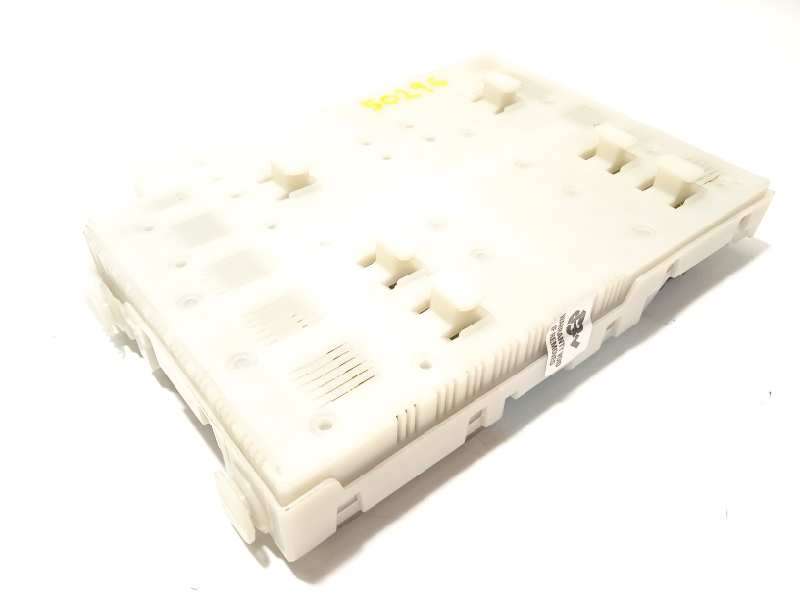 Recambio de caja reles / fusibles para volvo v60 familiar referencia OEM IAM 31412970 31412970AA - Blanco 3