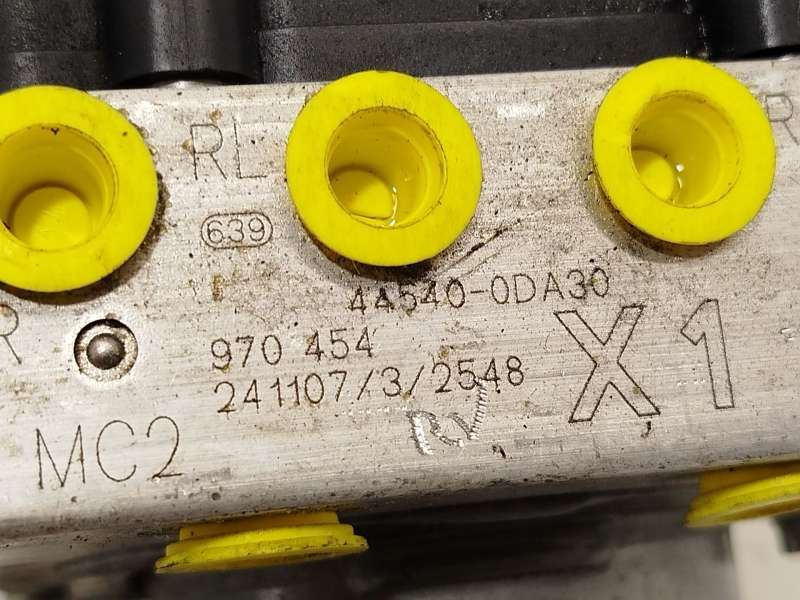 Recambio de abs para toyota yaris (ksp211 active referencia OEM IAM 445400DA30 0265957117 970454 5