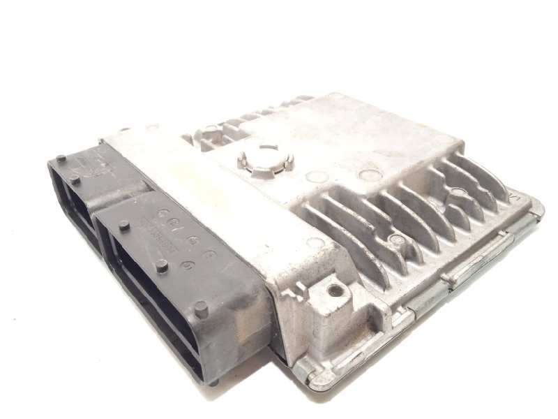 Recambio de centralita motor uce para seat ibiza sc (6j1) stylance / style referencia OEM IAM 03F906070GS  5WP44831 - Rojo 2