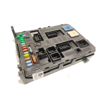 CAJA RELES / FUSIBLES 9663510180 6580JE 1663372080