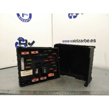 CAJA RELES / FUSIBLES 3C0937629C 3C0925091 