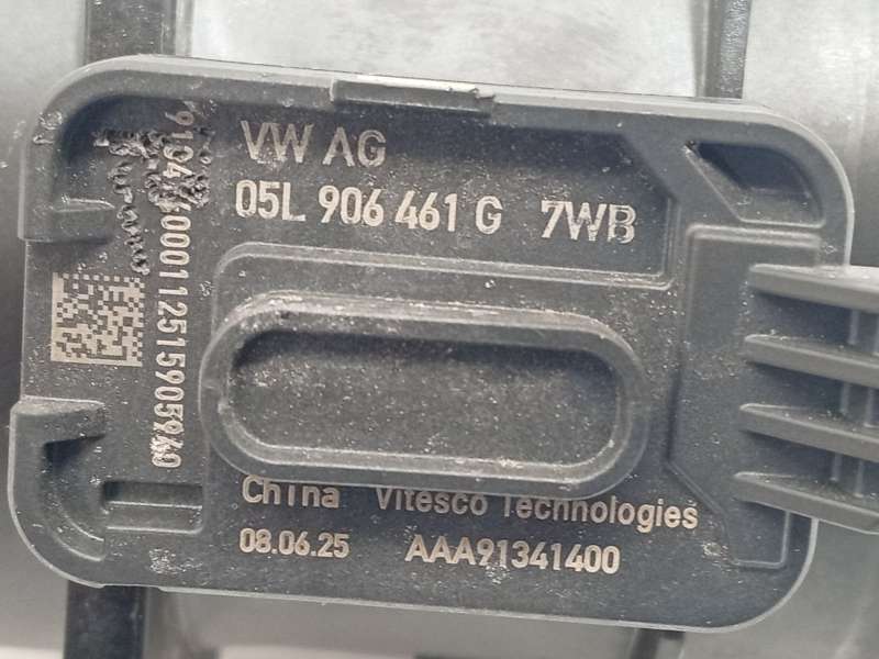 Recambio de caudalimetro para volkswagen tiguan 2,0 tig referencia OEM IAM 05L906461G 4