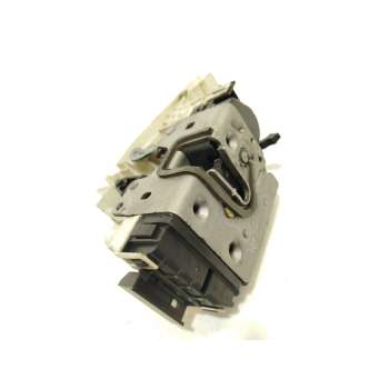 CERRADURA PUERTA TRASERA IZQUIERDA A2047300335 