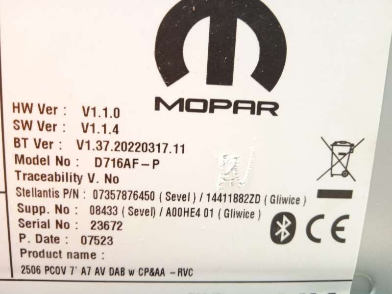 Recambio de sistema audio / radio cd para opel movano c furgoneta (u9) 2.2 d referencia OEM IAM 14411882ZD 1690682480 7357876450 11