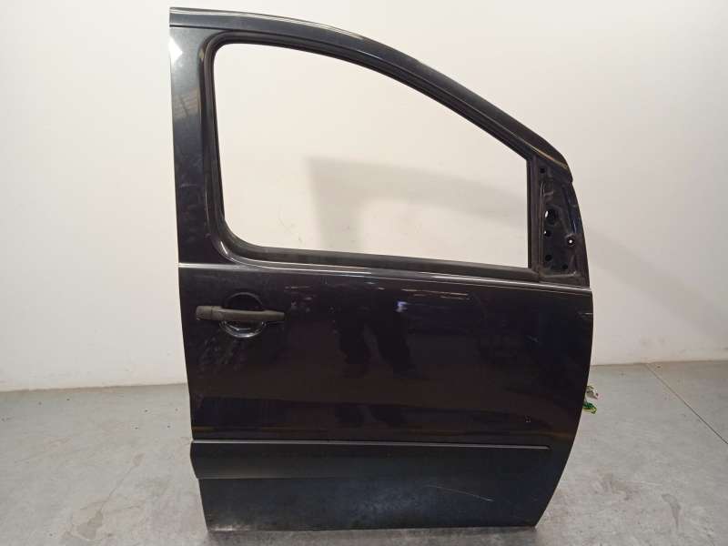 PUERTA DELANTERA DERECHA 9004X7 
