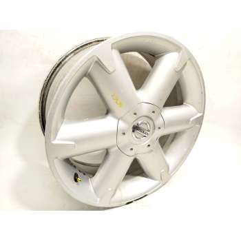 LLANTA 40300CB025 