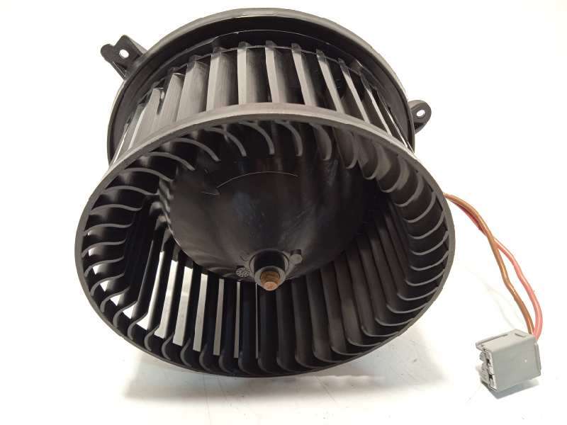 Recambio de motor calefaccion para opel meriva b 1.7 16v cdti referencia OEM IAM T1019714Q  13369749 - Blanco 4