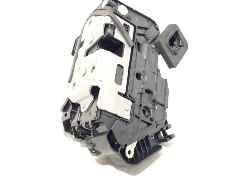 CERRADURA PUERTA TRASERA IZQUIERDA 5TA839015Q 