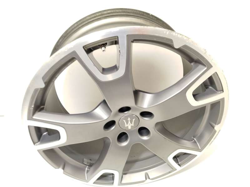Recambio de llanta para maserati levante suv (m161) 3.0 d q4 referencia OEM IAM 670044701 3