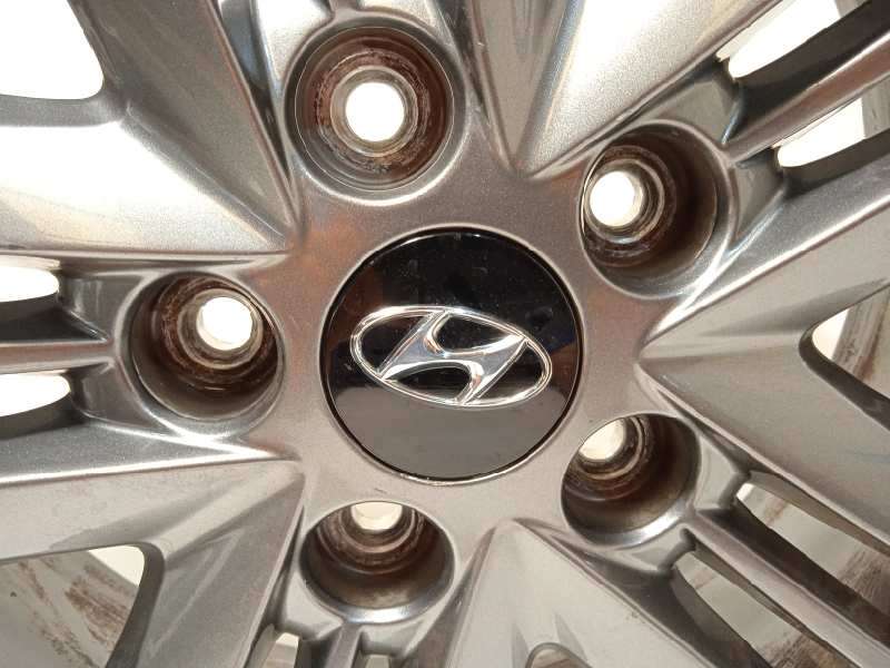 Recambio de llanta para hyundai ix35 1.7 crdi cat referencia OEM IAM 529102Y600 - Blanco 3