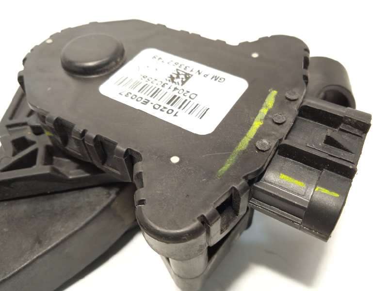 Recambio de potenciometro pedal para opel meriva b 1.7 16v cdti referencia OEM IAM 13362749 - Blanco 4