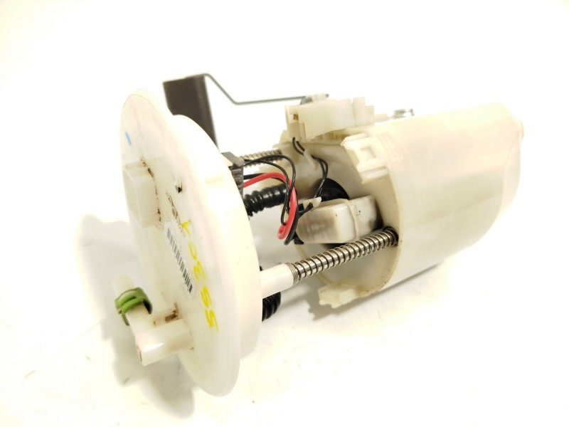 BOMBA COMBUSTIBLE 1510052R40 