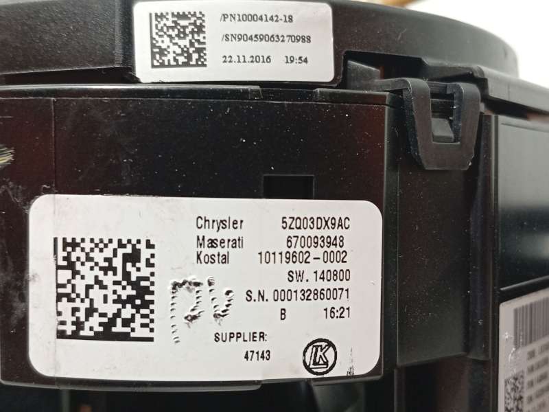Recambio de mando intermitentes para maserati levante suv (m161) 3.0 d q4 referencia OEM IAM 670093948  5ZQ03DX9DC 7