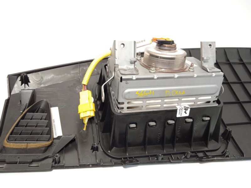 AIRBAG DELANTERO DERECHO 7030A071 