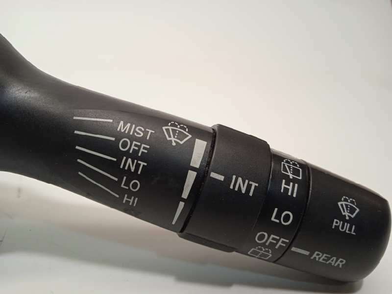 Recambio de mando limpia para toyota auris luna+ referencia OEM IAM 8465202410 - Gris 2