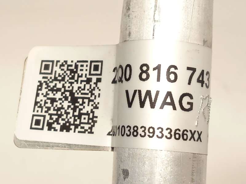 Recambio de tubos aire acondicionado para skoda kamiq (nw4) 1.0 tsi referencia OEM IAM 2Q0816743AL - Blanco 4
