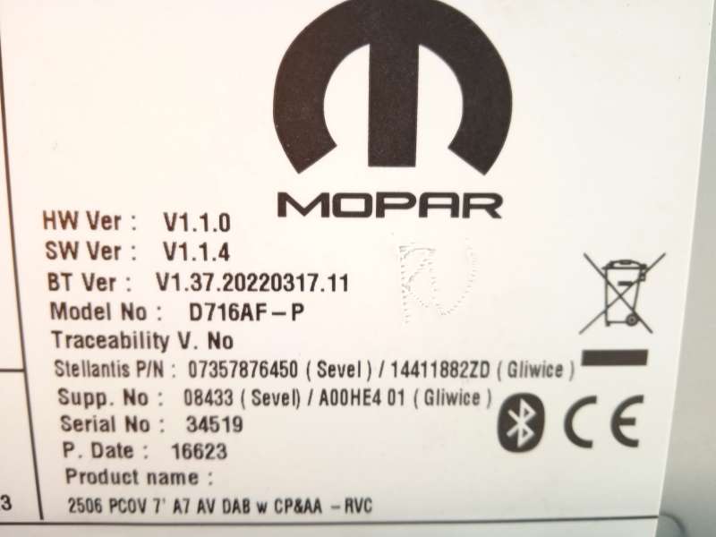 Recambio de sistema audio / radio cd para opel movano c furgoneta (u9) 2.2 d referencia OEM IAM 14411882ZD 1690682480 7357876450 11