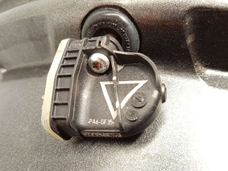 Recambio de llanta para ford ecosport (cr6) 1.0 ecoboost cat referencia OEM IAM GN15B2B 2187993 GN151007B2B 8