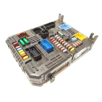 CAJA RELES / FUSIBLES 9819851380 28550133 1663368880