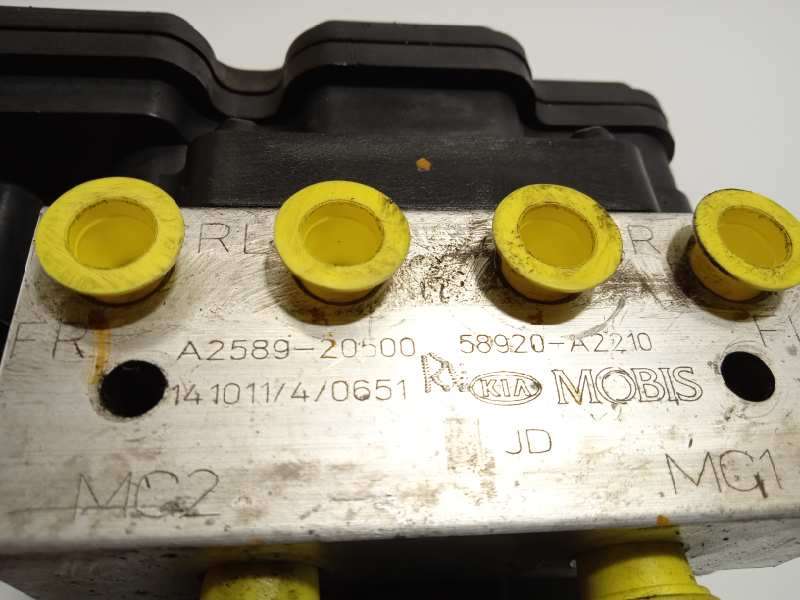 Recambio de abs para kia cee'd concept referencia OEM IAM 58920A2210 6158945200 A258920500 6