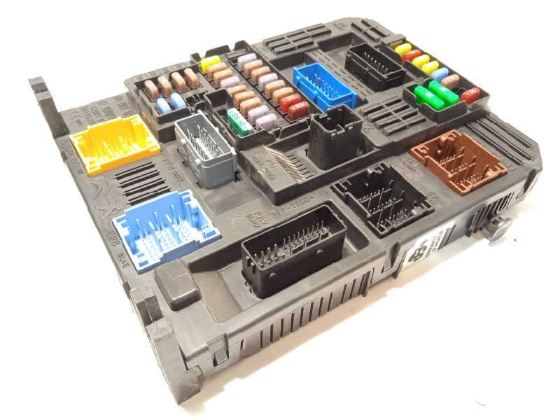 Recambio de caja reles / fusibles para citroën c4 picasso 1.2 12v e-thp / puretech referencia OEM IAM 9819851380 28550133 166336 - Azul 2