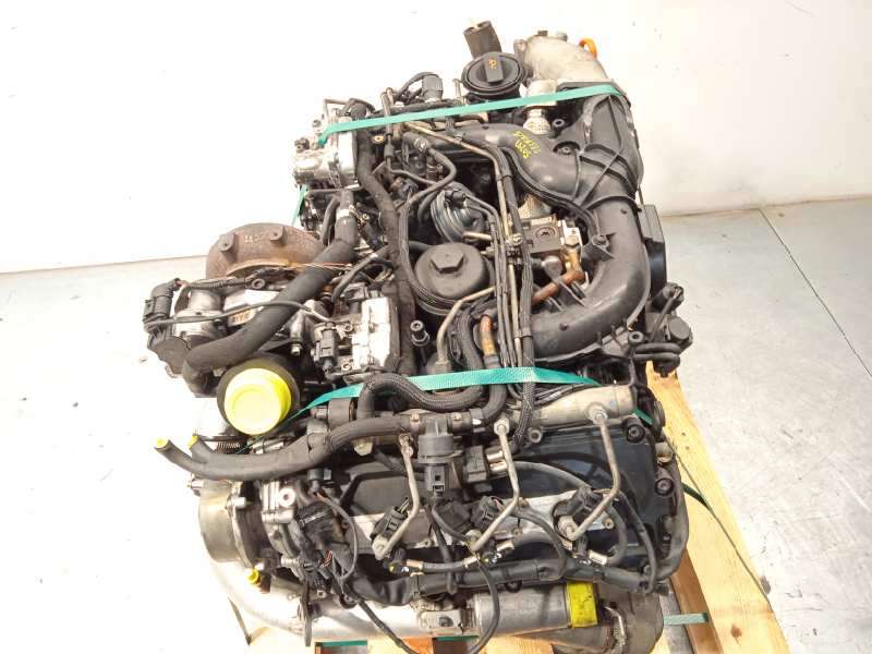 Recambio de despiece motor para audi a4 berlina (8e) 3.0 tdi quattro (150kw) referencia OEM IAM BKN - Blanco 4