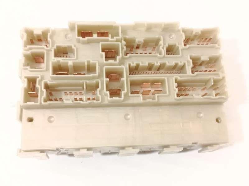 Recambio de caja reles / fusibles para nissan qashqai iii (j12) 1.3 dig-t referencia OEM IAM 243506RA0B - Gris 5