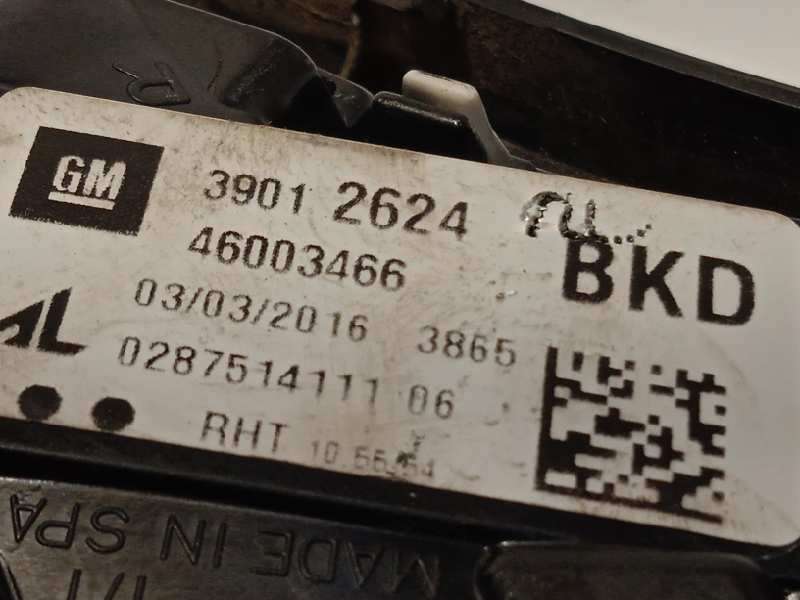 Recambio de piloto trasero derecho interior para opel corsa e 1.3 16v cdti referencia OEM IAM 39012624  13454501 - Blanco 4