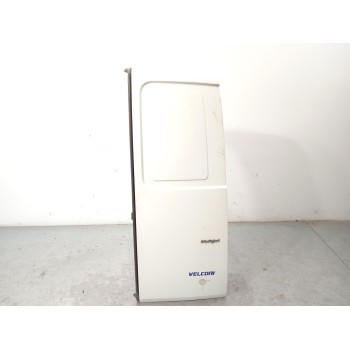 PUERTA TRASERA DERECHA 51934384 