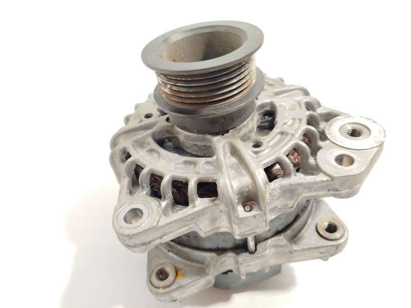 Recambio de alternador para volvo v40 hatchback (525) d2 referencia OEM IAM 31419101  0125711042 - Blanco 2