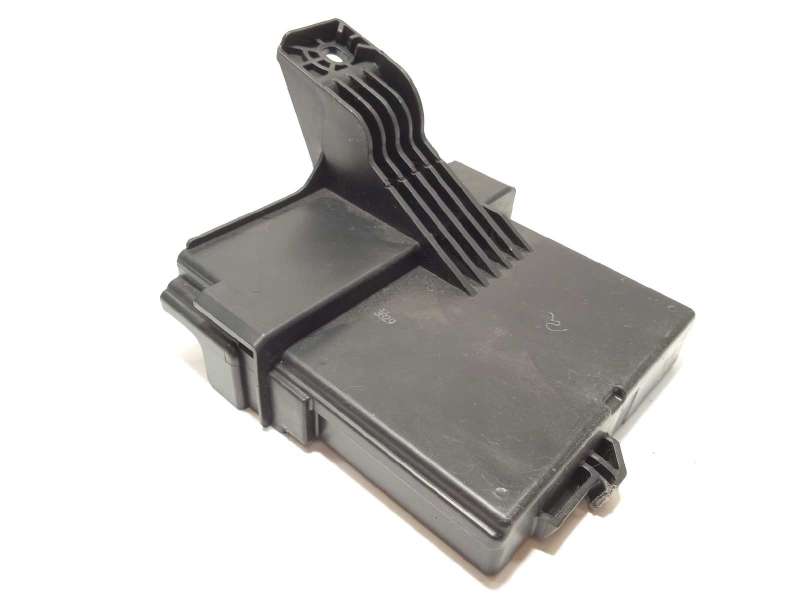 Recambio de modulo electronico para lexus nx 300h 4wd referencia OEM IAM 8865078210  2774007392 2