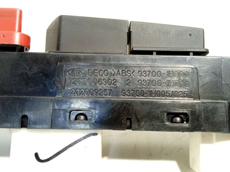 Recambio de mando multifuncion para kia cee'd hatchback (ed) 1.6 crdi 115 referencia OEM IAM 937001H000 - Plata 4