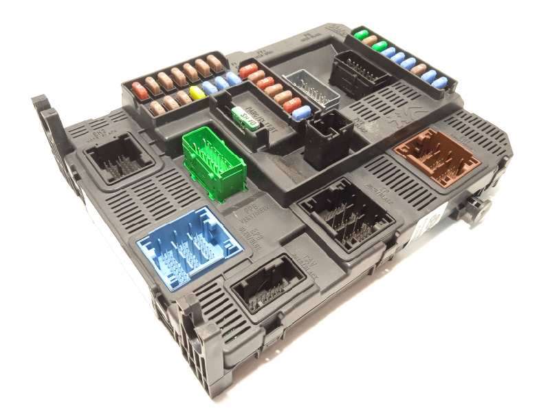 CAJA RELES / FUSIBLES 9807531680 1612139080
