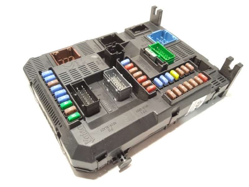 Recambio de caja reles / fusibles para citroën c4 cactus feel cool referencia OEM IAM 9807531680  1612139080 2