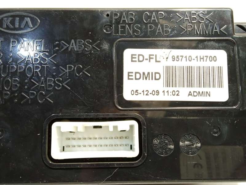 Recambio de pantalla multifuncion para kia cee'd hatchback (ed) 1.6 crdi 115 referencia OEM IAM 957101H700 - Plata 6