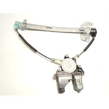 ELEVALUNAS DELANTERO IZQUIERDO 824501W010 824011W020