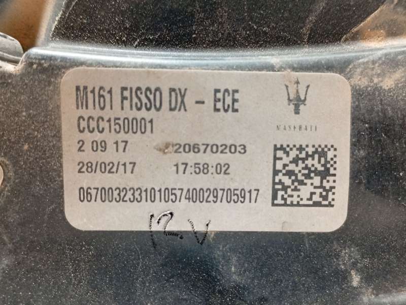 Recambio de piloto trasero derecho para maserati levante suv (m161) 3.0 d q4 referencia OEM IAM 670032331 06700323310 20670203 6