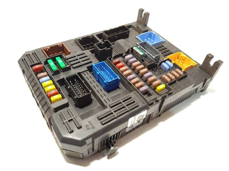 Recambio de caja reles / fusibles para citroën c4 picasso 1.2 12v e-thp / puretech referencia OEM IAM 9819851380 28550133 166336 - Azul 2