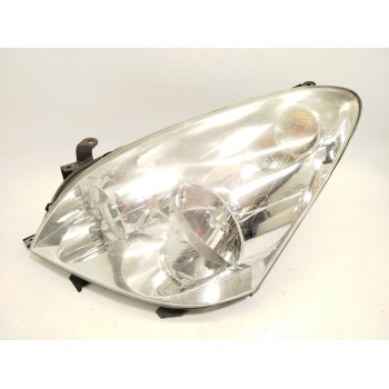 Recambio de faro izquierdo para toyota corolla verso (zer_, zze12_, r1_) 2.2 d-4d (aur10_) referencia OEM IAM 811700F010  