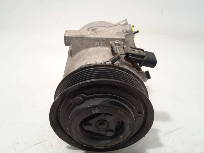Recambio de compresor aire acondicionado para kia sportage drive 2wd referencia OEM IAM 97701D7550 - Gris 3