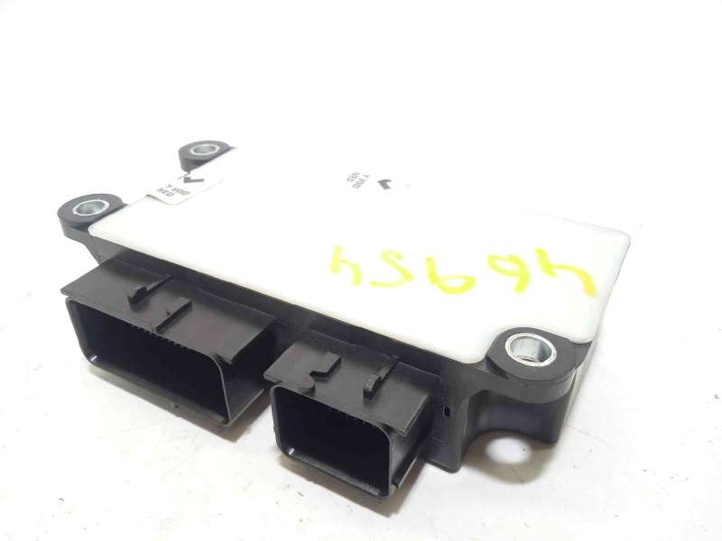 Recambio de centralita airbag para opel astra j lim. 1.3 16v cdti referencia OEM IAM 13574896 - Blanco 2