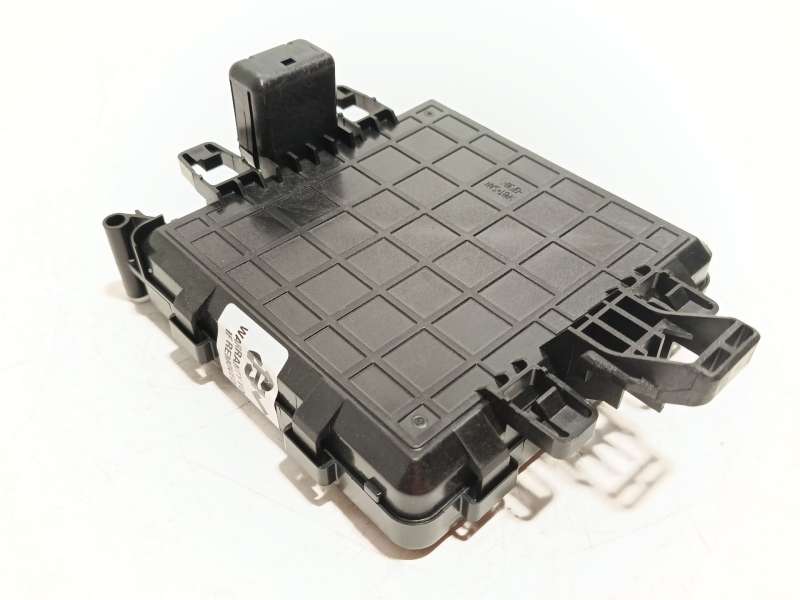 Recambio de modulo electronico para mazda mazda 3 sedan 2.5 e-skyactiv-g referencia OEM IAM BHPD675Z0 4