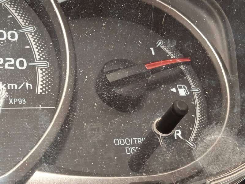 Recambio de cuadro instrumentos para toyota yaris active referencia OEM IAM 838000U270  1575607574 5