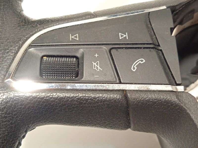 Recambio de volante para seat ibiza (6p1) style referencia OEM IAM 5F0419091L 5F0419091LMJY - Blanco 2