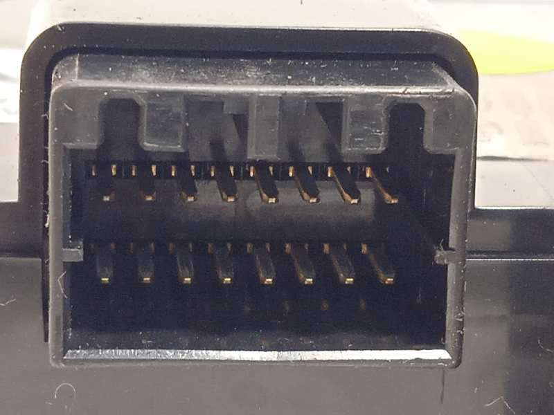 Recambio de modulo electronico para kia carnival 2.9 crdi vgt ex referencia OEM IAM 889904D000 4
